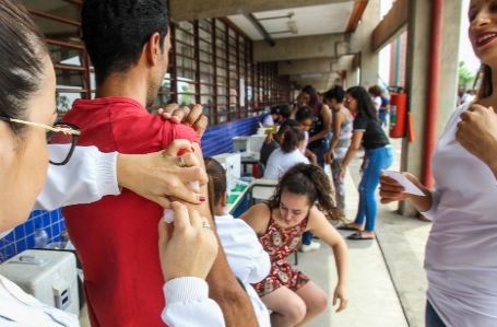 Até igreja vira posto de vacinação contra febre amarela em São Paulo